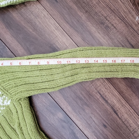 Hand Knit Ribbed Sweater - Picture 2 of 5